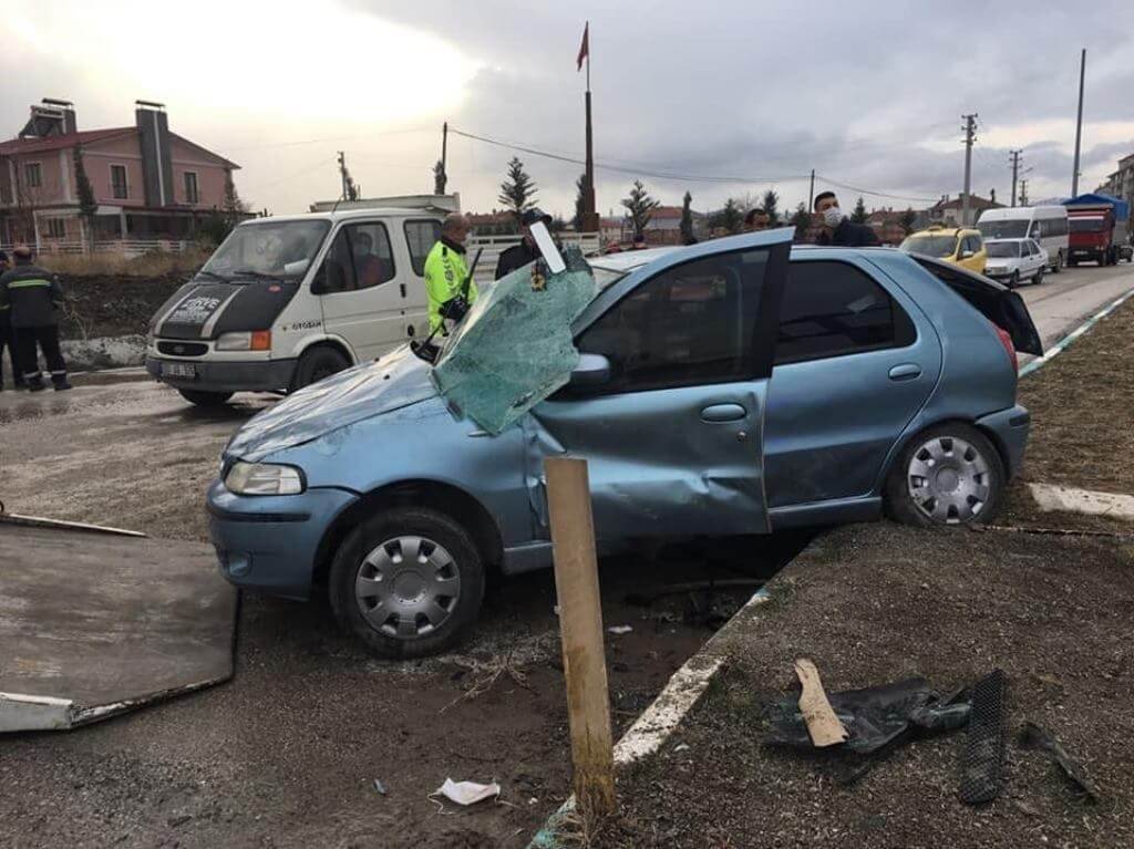 Afyonkarahisar'da aranan FETÖ zanlısı sahte kimlikle yakalandı