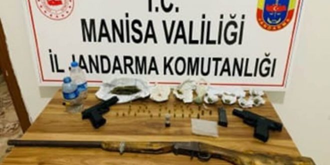 Manisa'daki uyuşturucu operasyonunda 3 kişi yakalandı