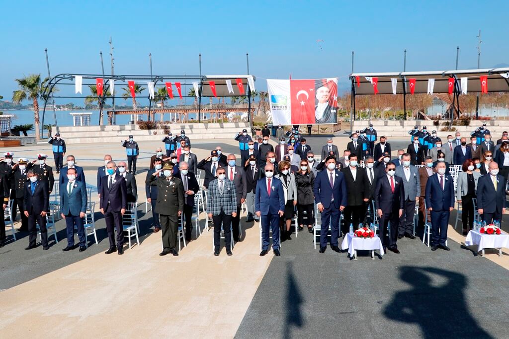 Türk havacılığının ilk pilotlarından Tayyareci Fethi Bey isminin verildiği Fethiye'de anıldı