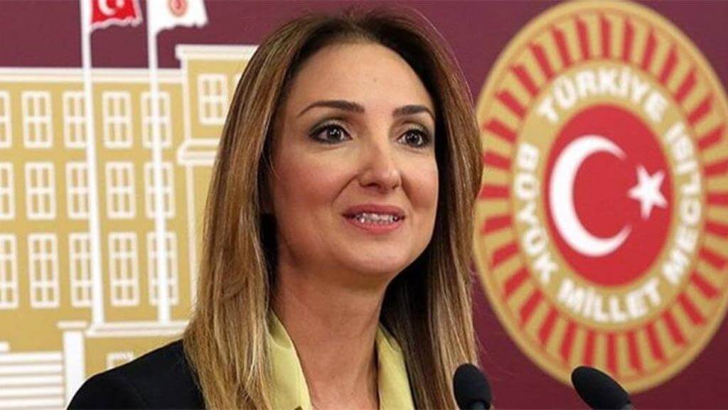 Aylin Nazlıaka kimdir?