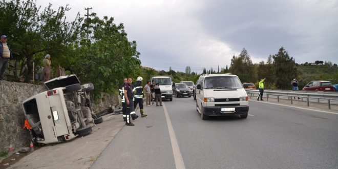 Aydın Trafik azasında 2 yaralı otomobil kamyonette çarptı