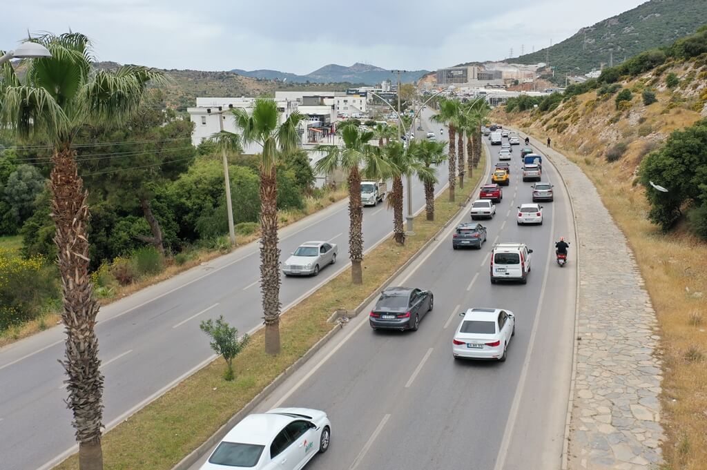 Bodrum ve Marmaris'te 17 Günlük kapanma öncesi yoğunluk arttı