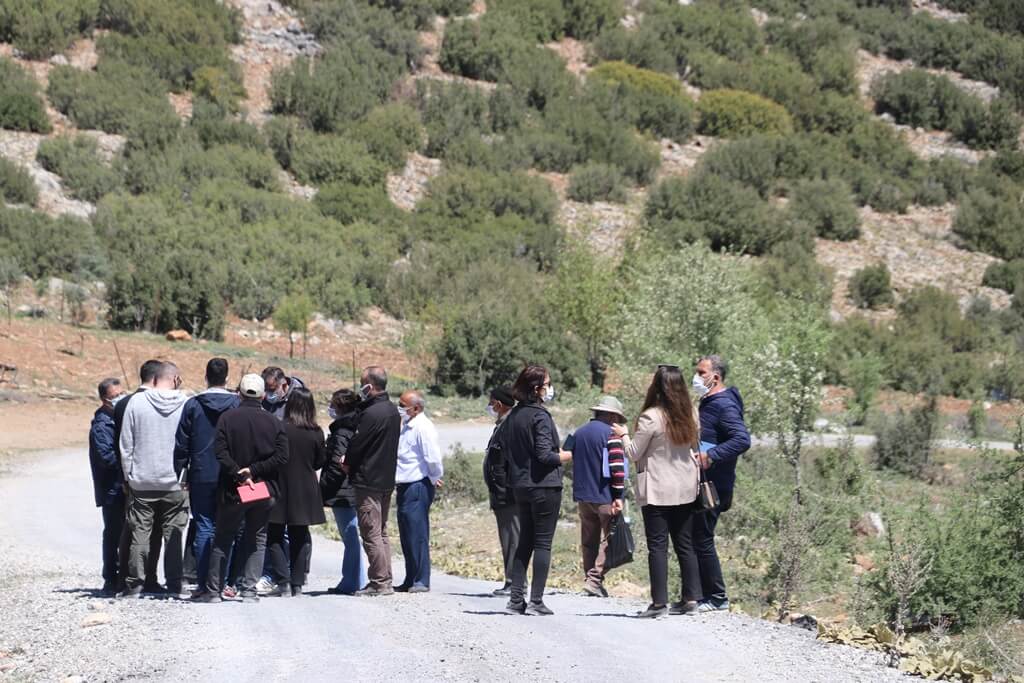 Acıpayam'da bir grup köylünün kapatılmasını istediği taş ocağında bilirkişi incelemesi yapıldı