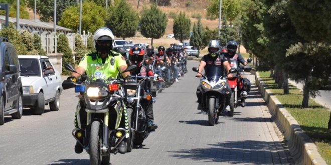 Aydın'da motosiklet tutkunları müzelerin tanıtımı için sürüş yaptı