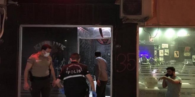 İzmir Konak ilçesinde çıkan silahlı kavgada 4 kişi yaralandı