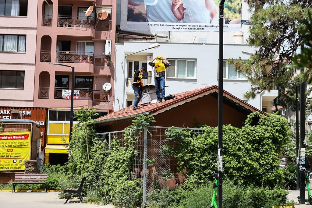 İzmir'de izinsiz gösteri düzenlemek isteyen 31 kişi serbest bırakıldı.