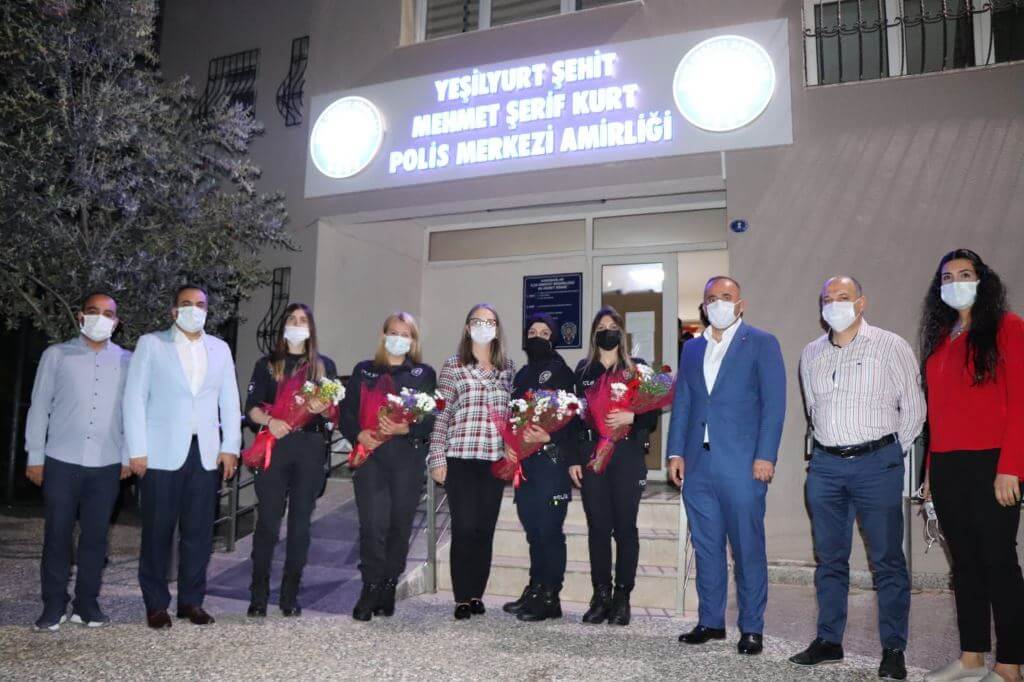 İzmir'de kadın polislere Ak parti Milletvekili Çankırı'dan ziyaret