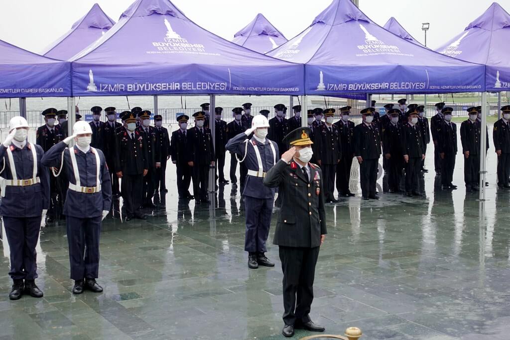 İzmir'de Jandarma teşkilatının kuruluş yıl dönümü kutlandı