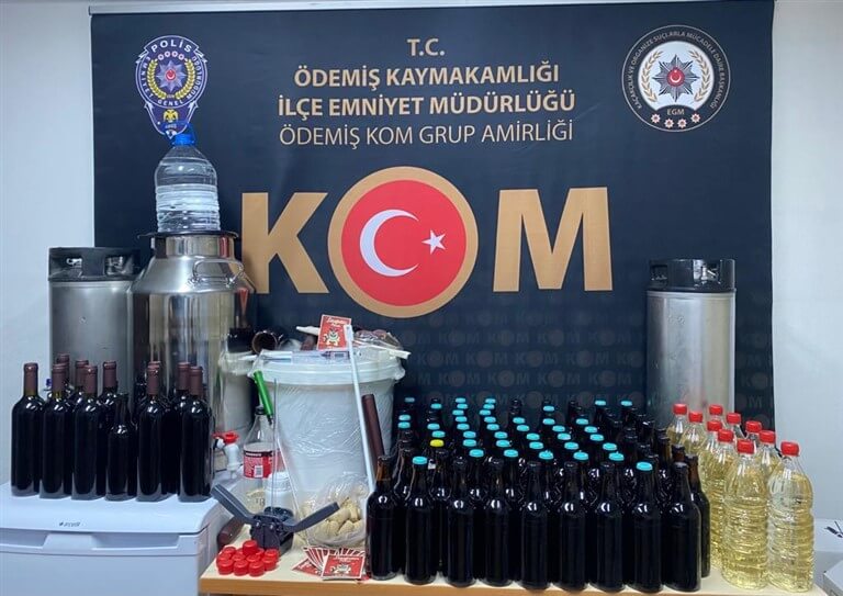 Sahte içki operasyonunda Ödemiş'te 1 kişi yakalandı