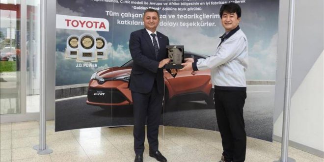 Toyota Otomotiv Sanayi Türkiye'ye platin ihracat ödülü