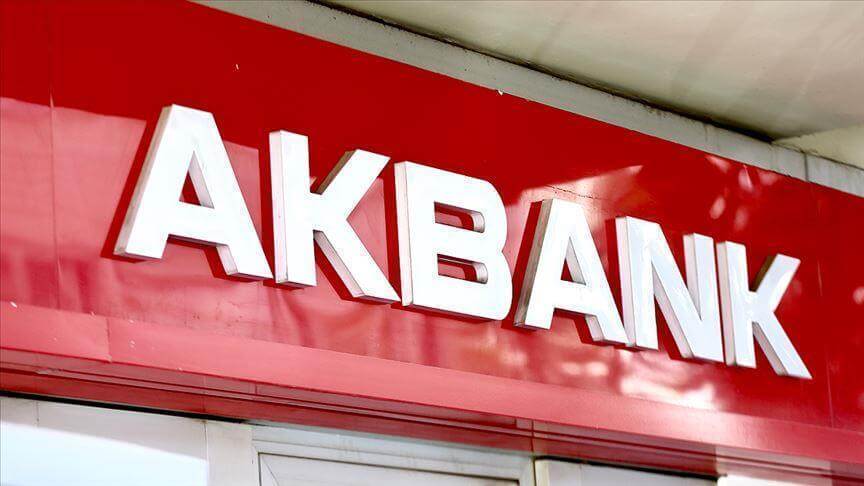 Akbank'tan hizmet kesintilerine ilişkin açıklama: