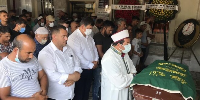 İzmir'de seyir halindeyken yanan kamyonette ölen 6 yaşındaki çocuk toprağa verildi