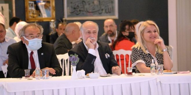 “Gençlerin ve ileri yaştakilerin birbirlerine ihtiyacı var”