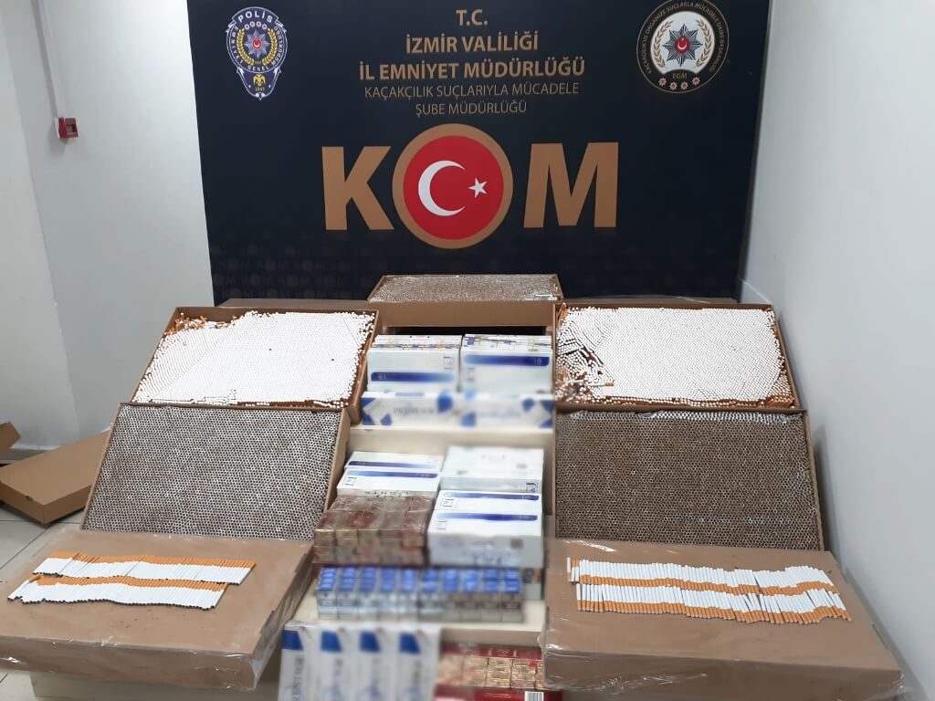 İzmir'de kaçakçılık operasyonlarında 16 şüpheli yakalandı