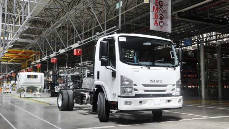 Isuzu, ticari araçlara özel indirimli akü ve silecek kampanyası başlattı