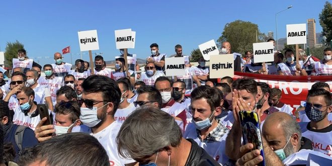 İzmir'de metro ve tramvay çalışanları grev kararı astı