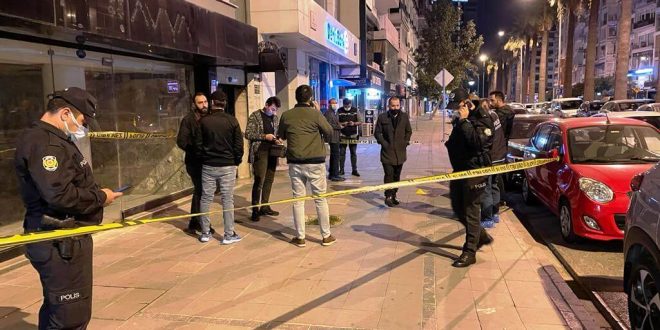 İzmir'in Konak ilçesinde bıçaklanan kişi öldü