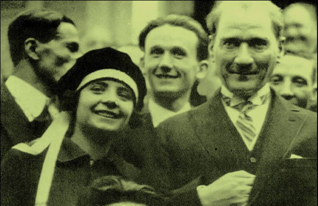 Atatürk'ün Kadınlarla İlgili Söylediği Sözleri